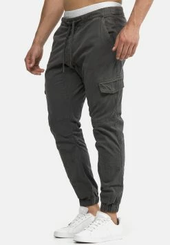 Indicode Jeans Levi - Cargobukse - Raven 11 Indicode Jeans Levi - Cargobukse - Raven -Indicode Jeans Salgsbutikk 1a640f780a614f659466f43267cf70a9