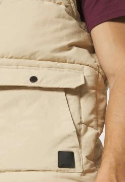 Indicode Jeans Injace - Vest - Irish Cream -Indicode Jeans Salgsbutikk 6885926f57244b0286a51d3683be4391