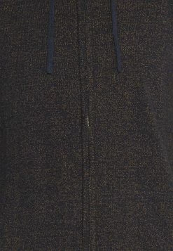 Indicode Jeans Iskar - Cardigan - Navy 12 Indicode Jeans Iskar - Cardigan - Navy -Indicode Jeans Salgsbutikk 6d25c1f76f734e00beeb016dcc236253