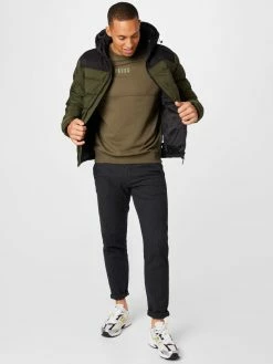 INDICODE JEANS Regular Fit Overgangsjakke 'Eberhardy' Oliven 11 INDICODE JEANS Regular Fit Overgangsjakke 'Eberhardy' Oliven -Indicode Jeans Salgsbutikk 8995ec662f4657404ed97aff7aa37bc4