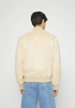 Indicode Jeans Wayne - Imitert Skinnjakke - Irish Cream -Indicode Jeans Salgsbutikk 906cd725d1c64cc0b1779f89ada7791b