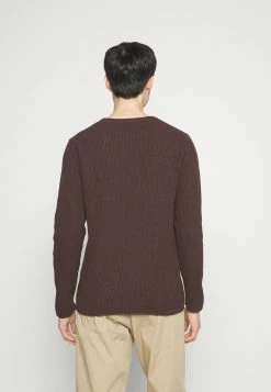 Indicode Jeans Strikkegenser - Dark Brown 9 Indicode Jeans Strikkegenser - Dark Brown -Indicode Jeans Salgsbutikk 9898da3c701d4c3e935277d0b094e6ed