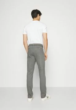 Indicode Jeans Inwaller - Chinos - Pewter 10 Indicode Jeans Inwaller - Chinos - Pewter -Indicode Jeans Salgsbutikk a2384b9c513e4f6db0db499e4312c8fd