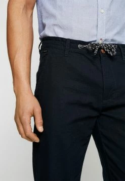 Indicode Jeans Venedig - Chinos - Navy 11 Indicode Jeans Venedig - Chinos - Navy -Indicode Jeans Salgsbutikk f59c05b54fcb4a67a33cf9f7a8ecdca4